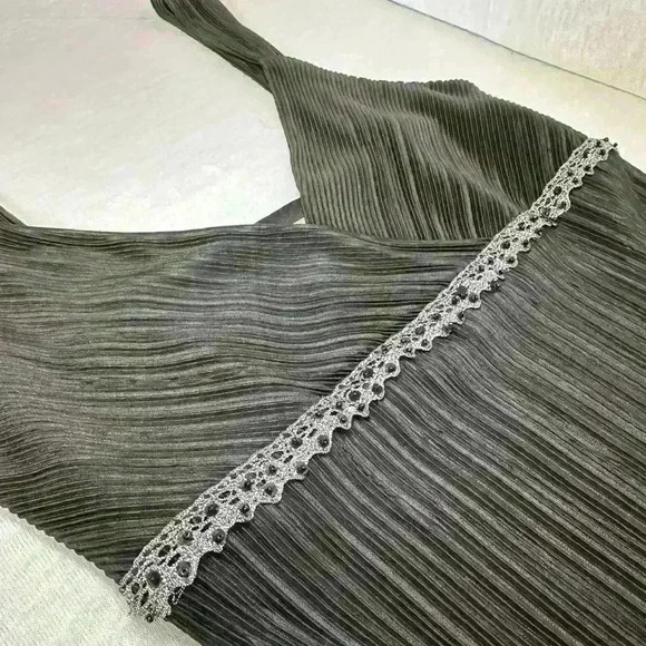 White House Black Market Black Polyester Tank Sleeveless Crinkle Womens Size XS - Picture 2 of 11